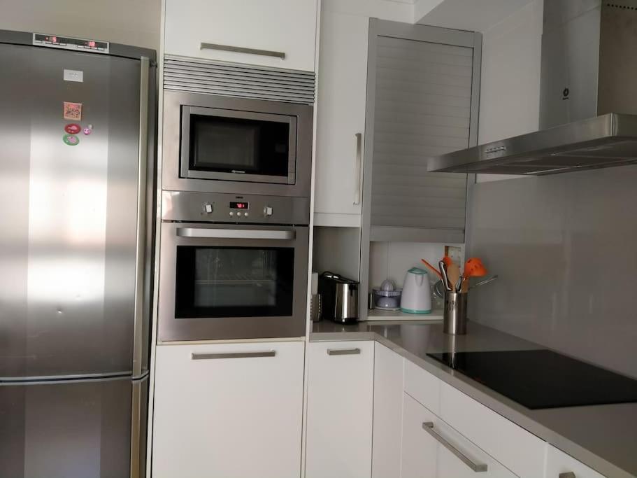 Apartamento Lekeitio, Garaje Y Wifi Bagian luar foto